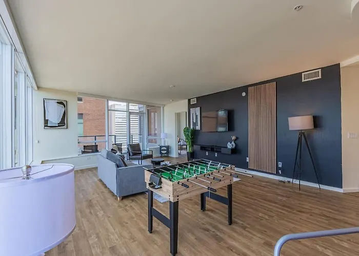 1br Modern In Dt Highrise With Gym, Parking, Pool And W-d Apartment *